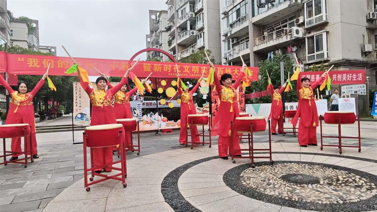 365f11e24c35a4b6520520fd325f4bfb.jpg 365f11e24c35a4b6520520fd325f4bfb.jpg