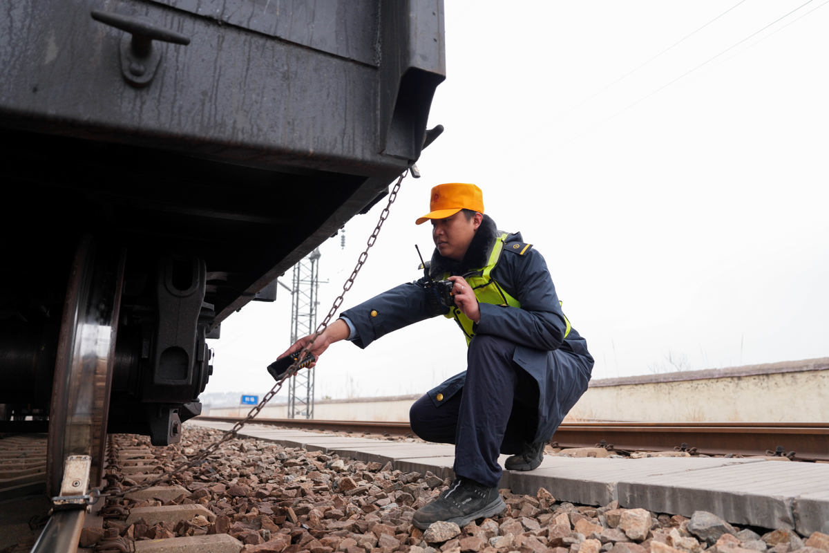 坚守1.jpg 坚守1.jpg