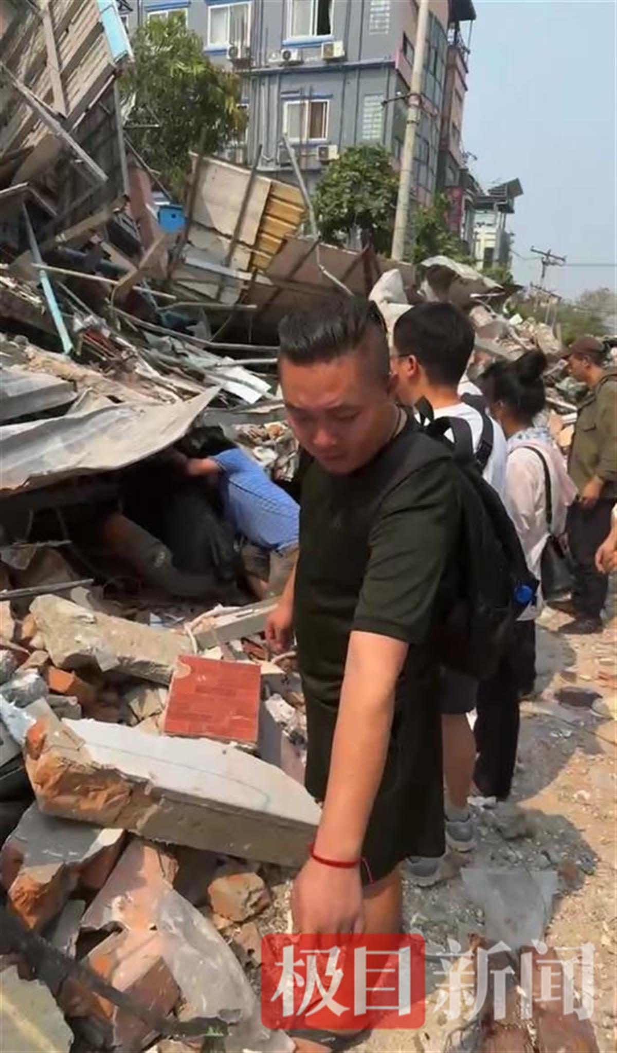 Screenshot_20250329_190710_com.huawei.himovie.loc.jpg