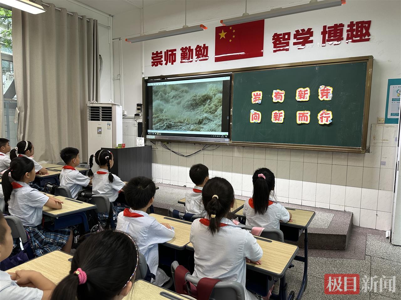 7b776e3e2aba0b42b1d6432e004be7b8.jpg 7b776e3e2aba0b42b1d6432e004be7b8.jpg