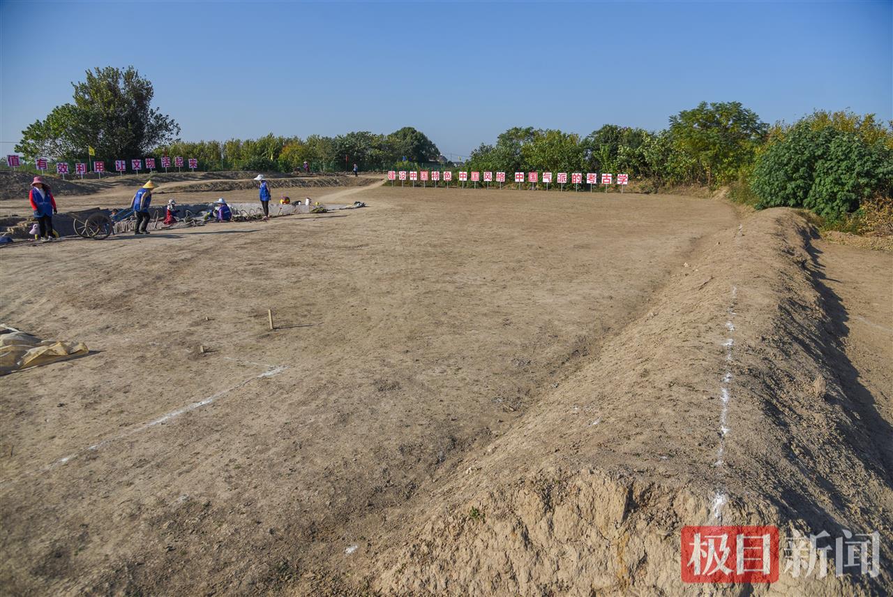 11月28日，楚纪南城广宗寺北台基群纪7号台基考古发掘现场。（极目新闻记者 黄志刚 摄）.jpg