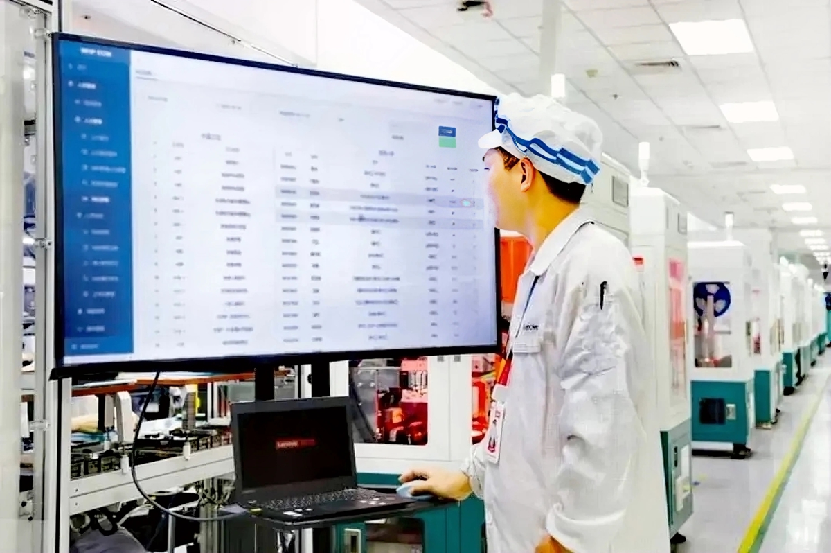 联想武汉基地.jpg 联想武汉基地.jpg