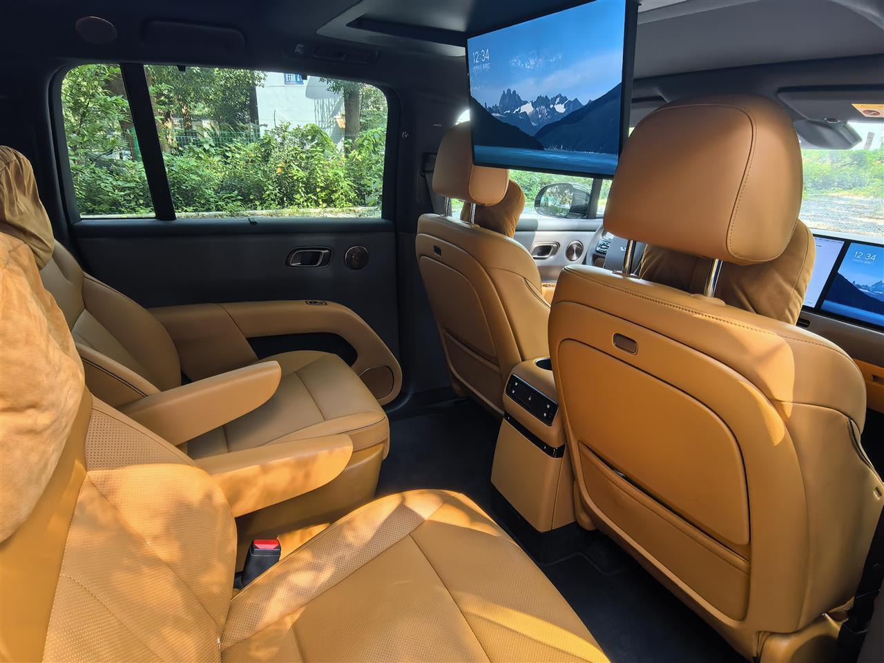 空间.jpg 空间.jpg