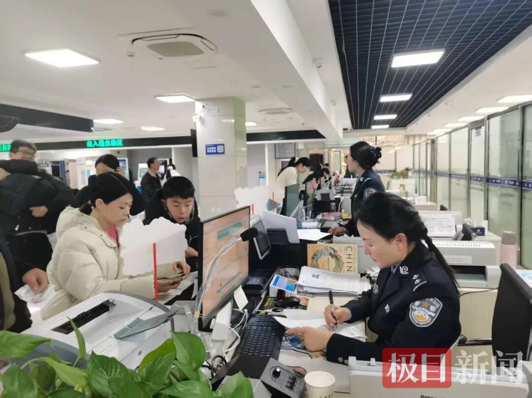 F8E578D40B6563FD945426CFD32486E2.jpg F8E578D40B6563FD945426CFD32486E2.jpg