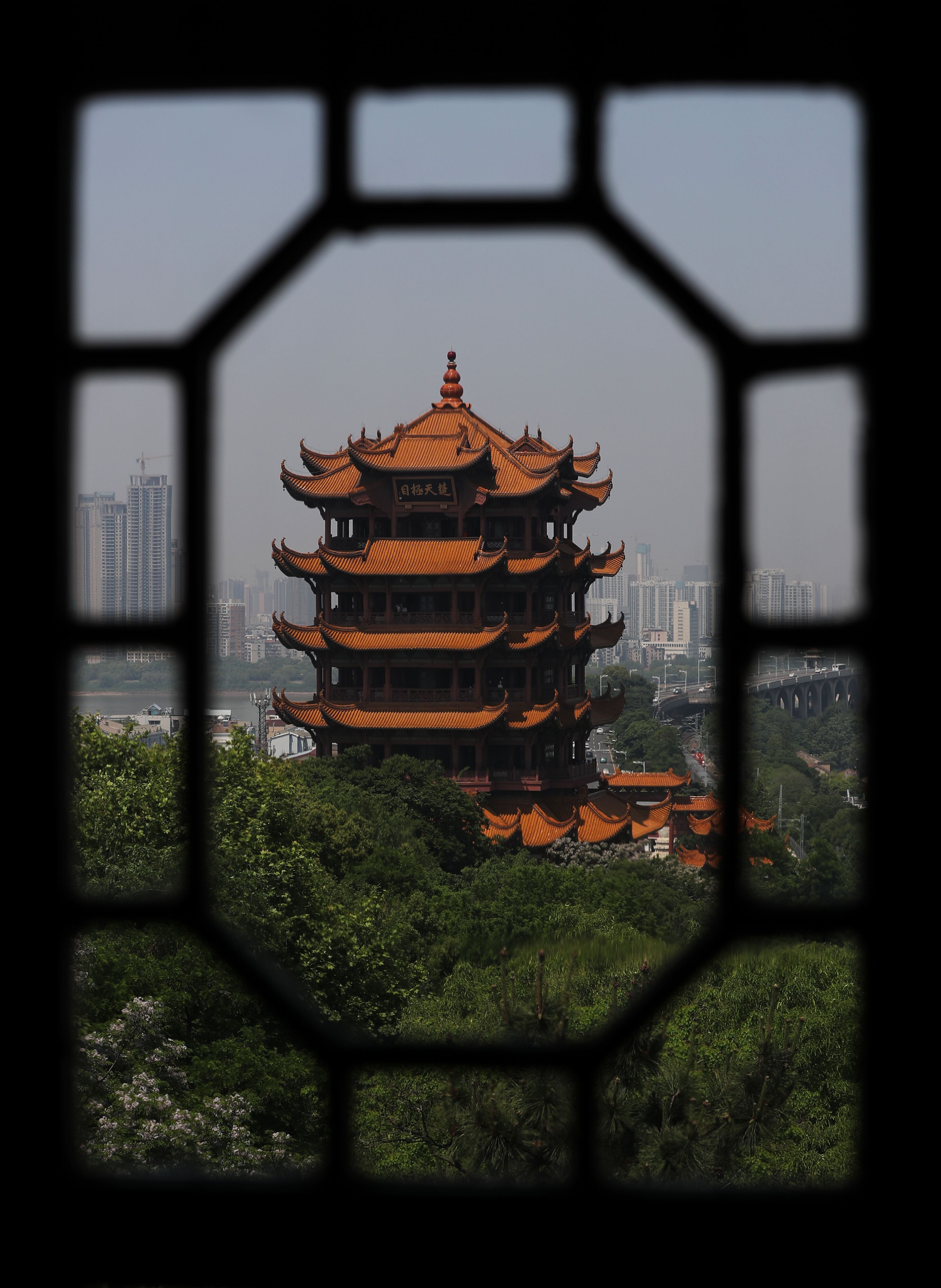 一眼千年,为黄鹤楼拍"庆生照"可赢万元大奖 | 极目新闻