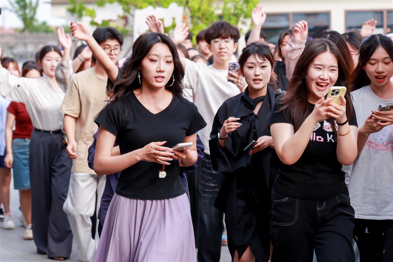 78570384_20250514162808_235755_1103976212_LYR68721.JPG 78570384_20250514162808_235755_1103976212_LYR68721.JPG