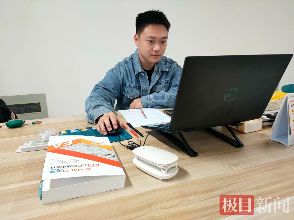 3f3a717e7de2838566939d07cffcaeb3.jpg 3f3a717e7de2838566939d07cffcaeb3.jpg