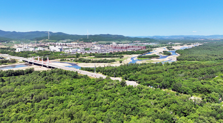 内蒙古扎兰屯:美丽家园 和谐共生 | 极目新闻