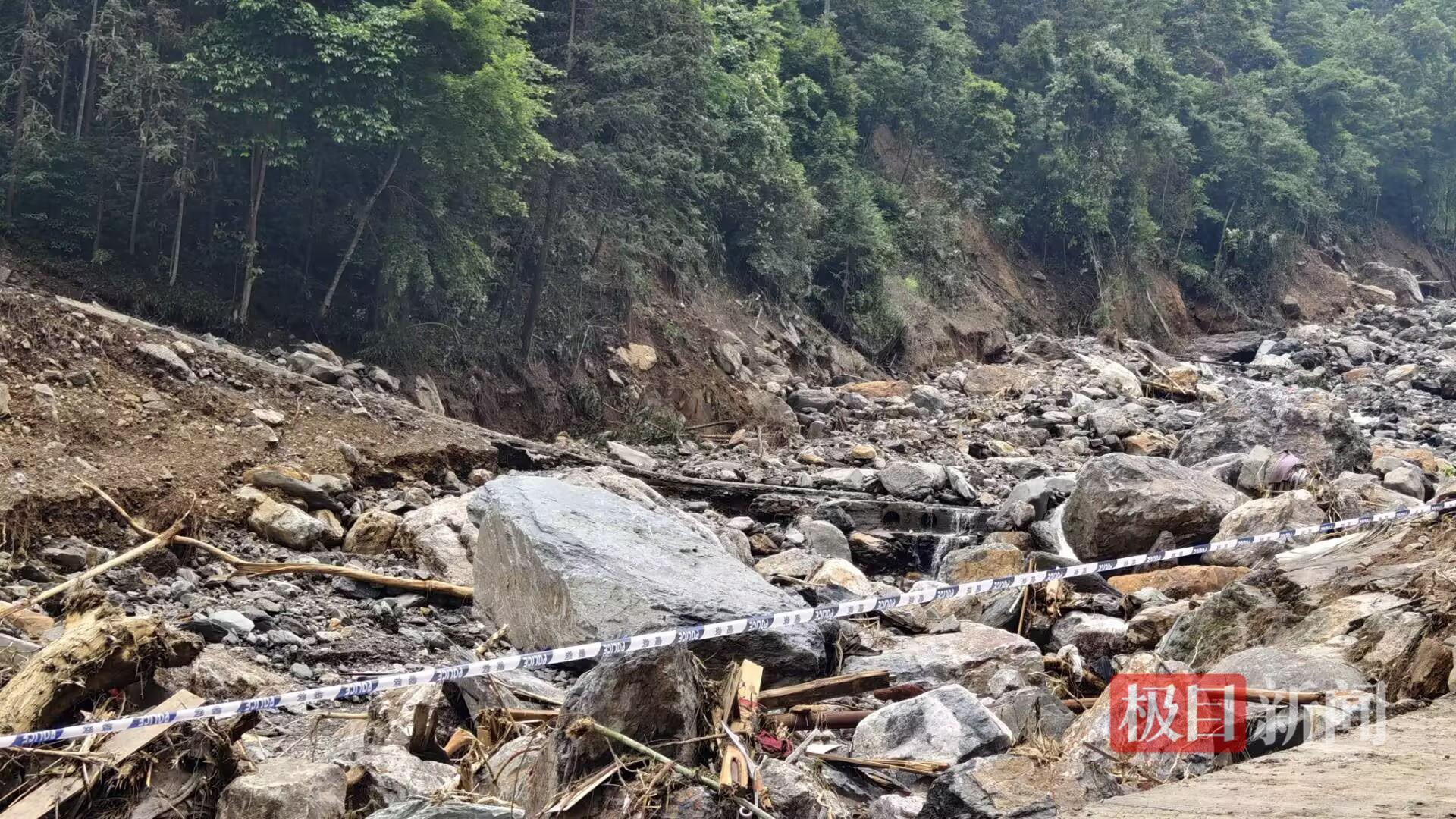 桂林龙胜山洪致3人遇难5人失联，村民：事发当时像地震