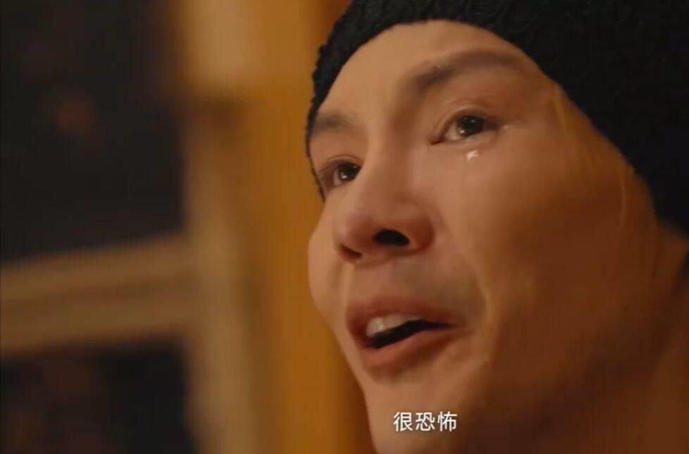 P1H0MY{(1CE}$O58@P4Y~NA_tmb.jpg 41岁男演员向佐哭诉:娱乐圈的人很恐怖!向华强此前称为捧向佐亏了几个亿,“我这辈子唯一捧不起来的就是我的亲儿子”