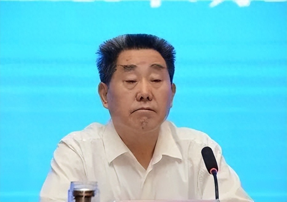 河南省人大常委会原副主任刘满仓被公诉，被批“贪婪腐化，退而不休” | 极目新闻