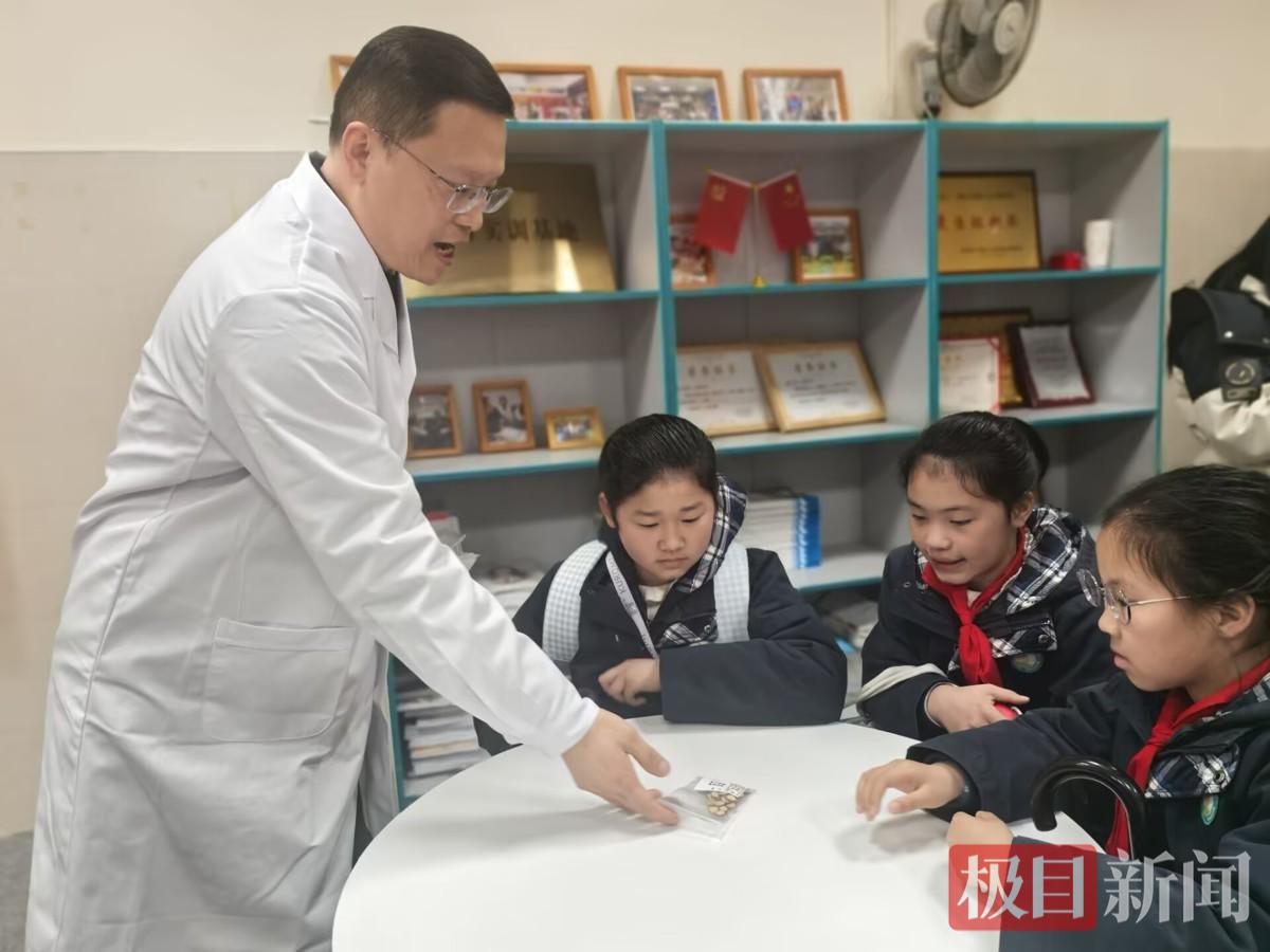 1048DB12E6B488795F23C95A083462D9.jpg 1048DB12E6B488795F23C95A083462D9.jpg