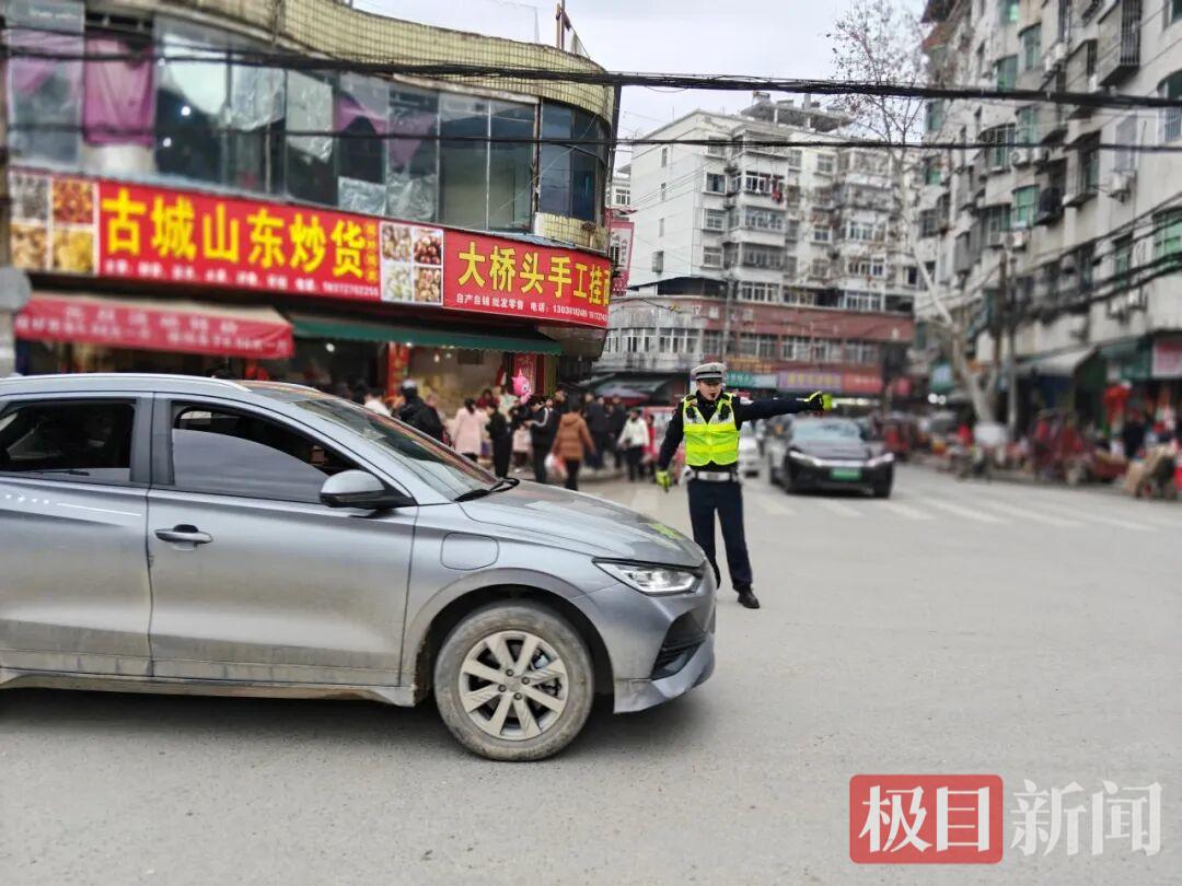 A77564239095696722DBA92A986E1B92.jpg A77564239095696722DBA92A986E1B92.jpg