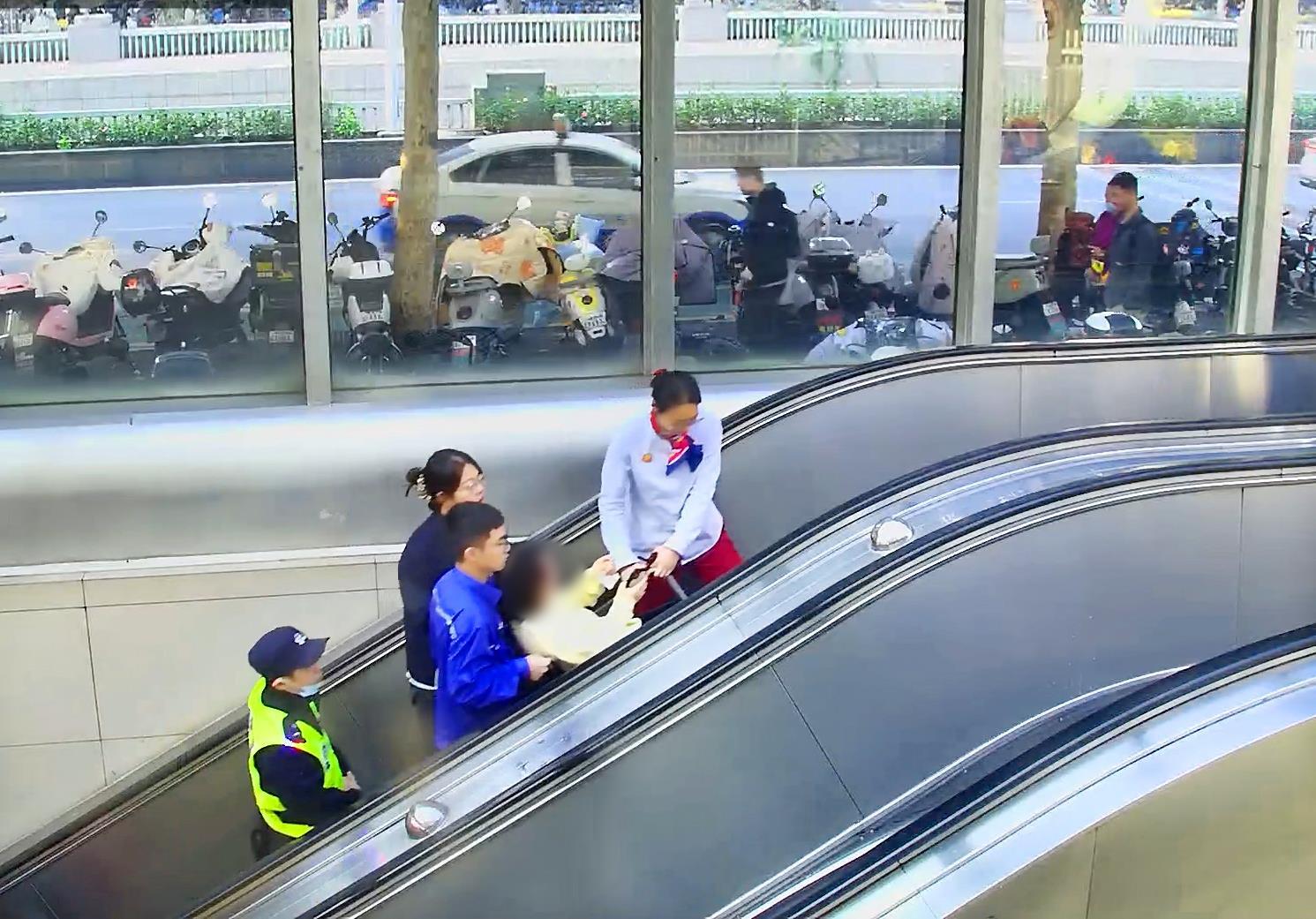 634B50FBE6756170393780A89AFA704B.png 634B50FBE6756170393780A89AFA704B.png