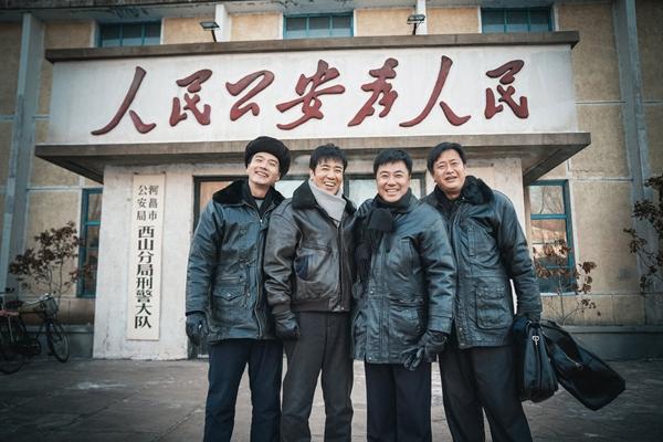 《我是刑警》总制作人：故事原型是16万刑警 | 极目新闻