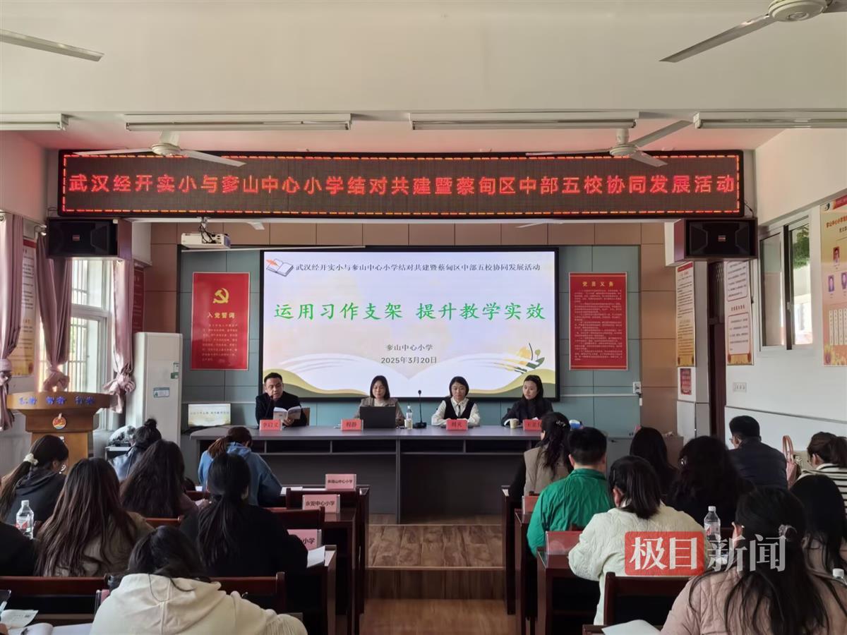 71f1a1b3be942439584cbf51ee92683.jpg 71f1a1b3be942439584cbf51ee92683.jpg