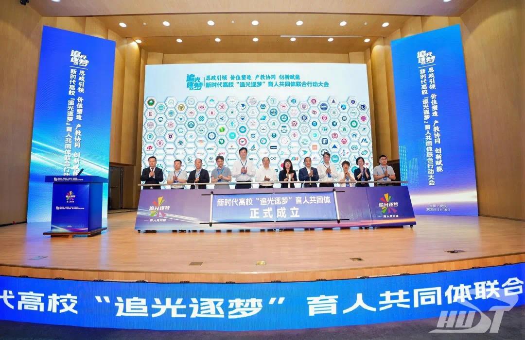 ade57ffb962593ff898cd60650f1ff2.jpg ade57ffb962593ff898cd60650f1ff2.jpg