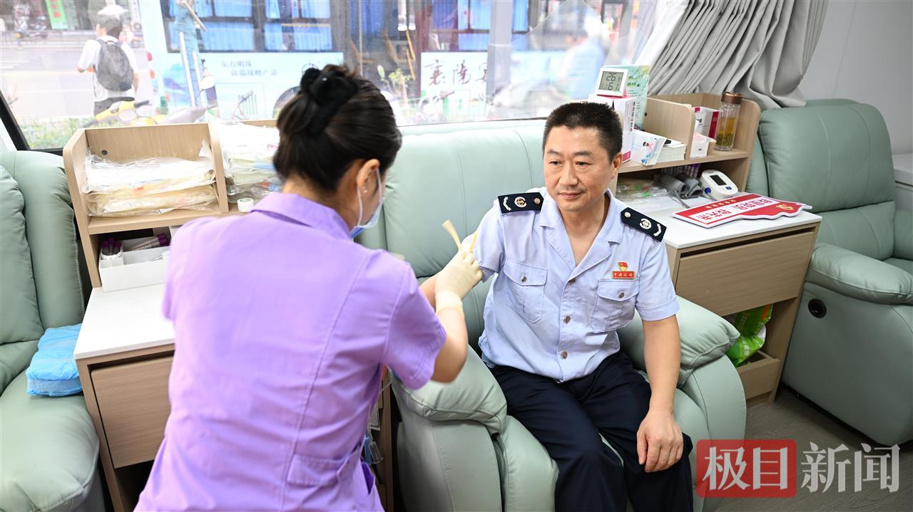 DSC_7734.JPG DSC_7734.JPG