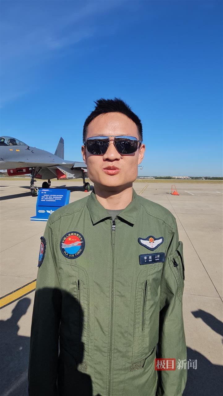 A9FC035B2218B42AB33AFBFBE6EB5FE9.jpg A9FC035B2218B42AB33AFBFBE6EB5FE9.jpg