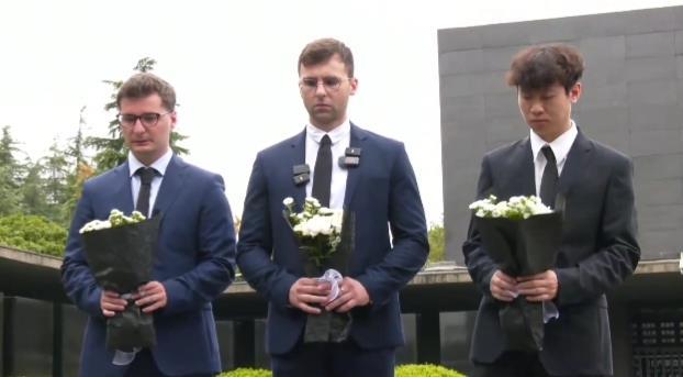 CD8D6EB26C47B46E7C26659C0D31F9BB.jpg CD8D6EB26C47B46E7C26659C0D31F9BB.jpg