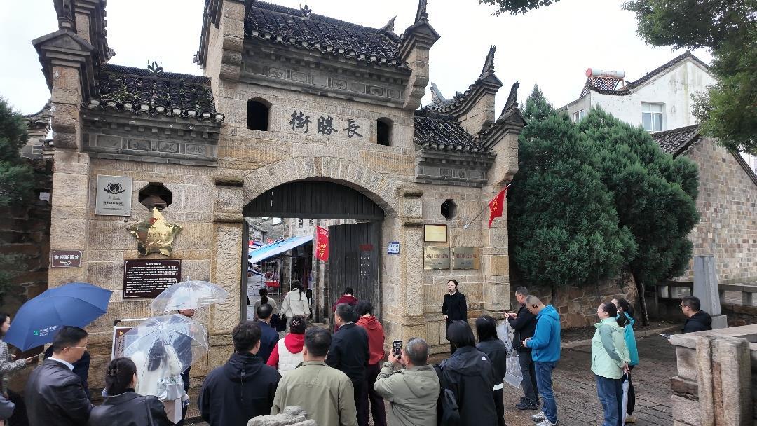 微信图片_20251018162612_9_414.jpg 微信图片_20251018162612_9_414.jpg