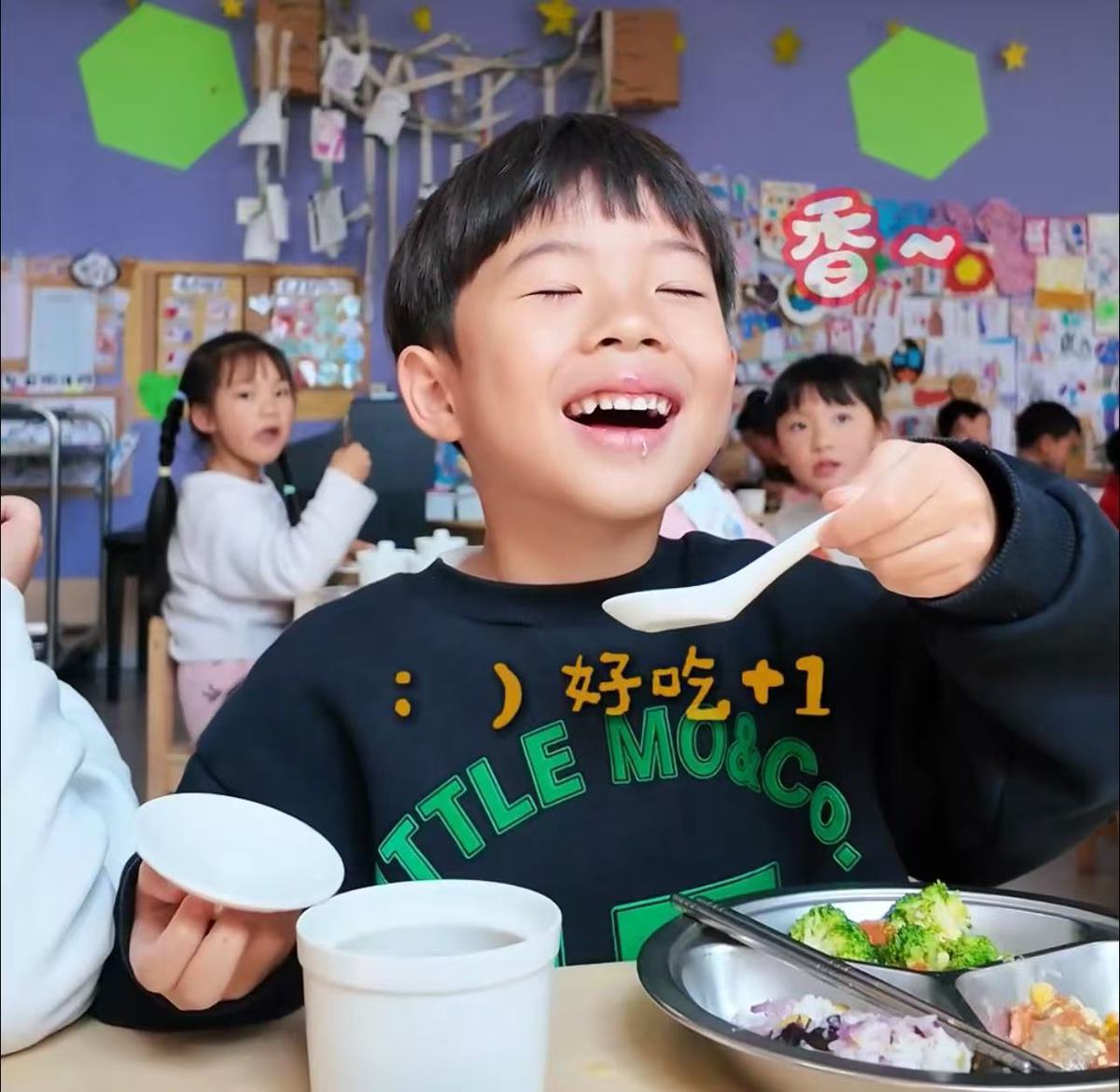 4d18b682fc02ca2ec556764f087a206d.jpg 4d18b682fc02ca2ec556764f087a206d.jpg