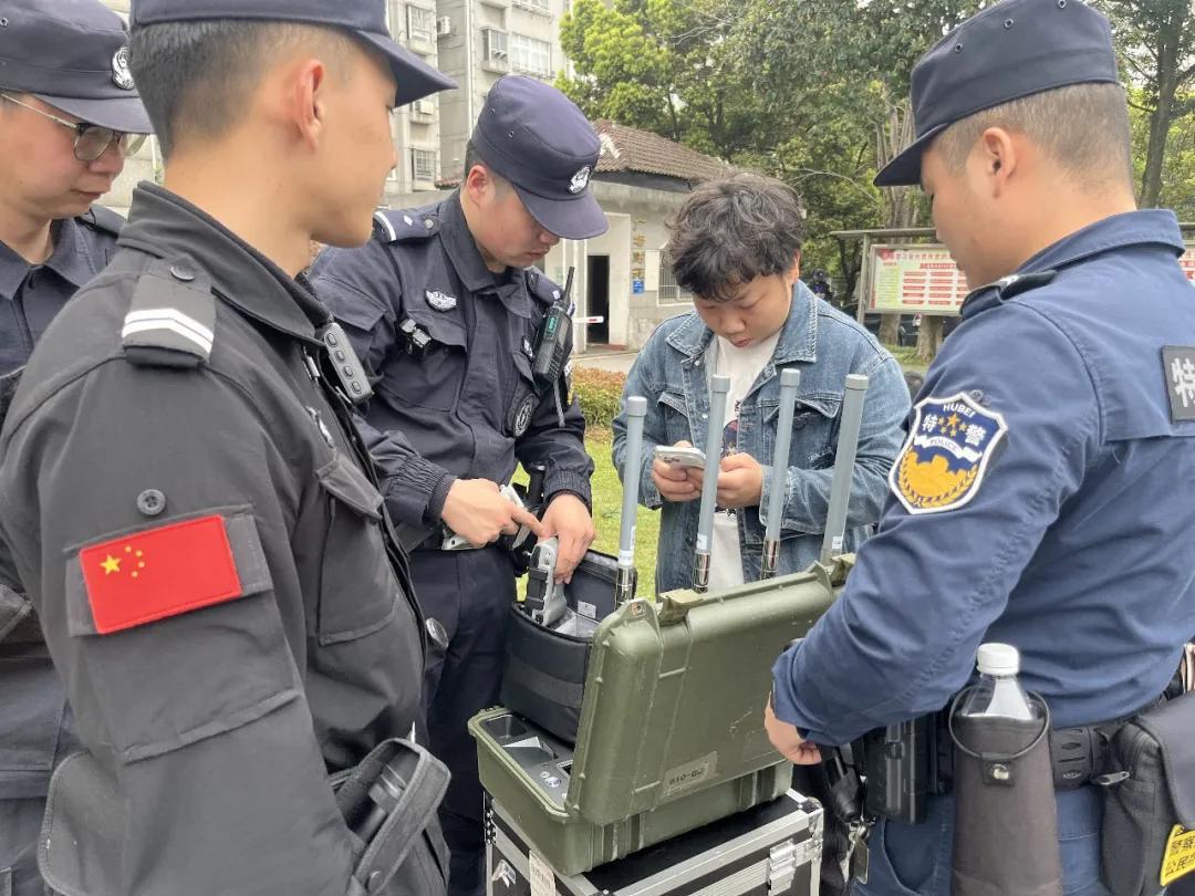 14E96DD1B27275F5951C9DF1D3CD6C40.png 14E96DD1B27275F5951C9DF1D3CD6C40.png