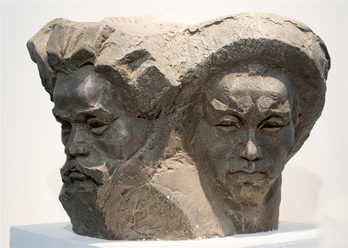35、王福臻《二七英烈》雕塑  53cm×71cm×60cm  1980年代  湖北美术馆藏.jpg
