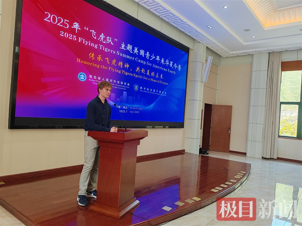 男生.jpg 男生.jpg