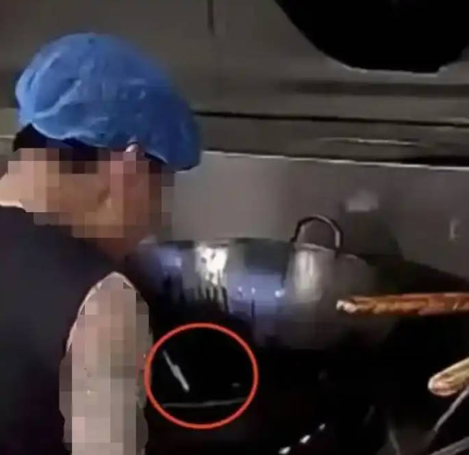 来自扬子晚报.jpg