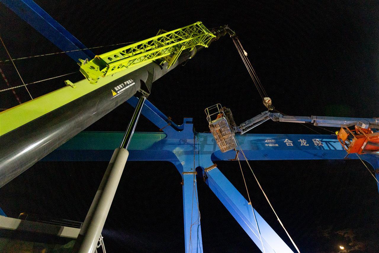 西十高铁3.jpg 西十高铁3.jpg