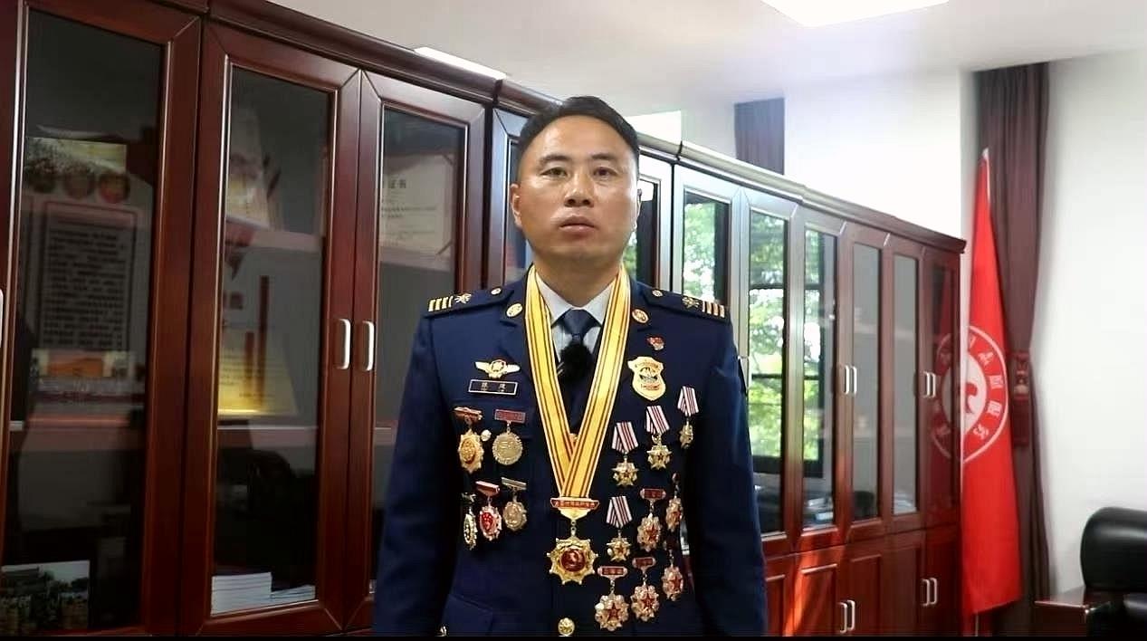 陈建.jpg