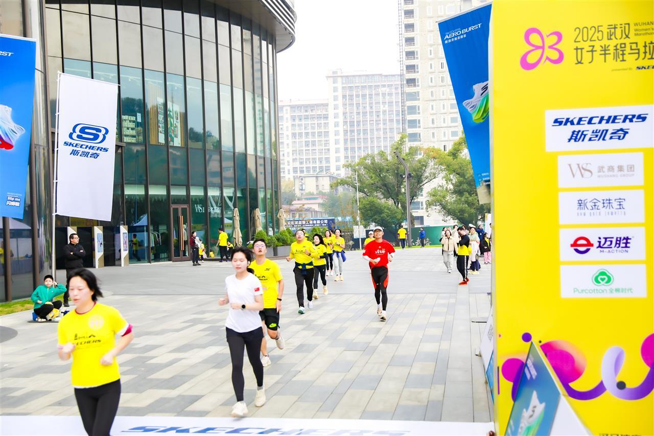 B0A9040.JPG B0A9040.JPG