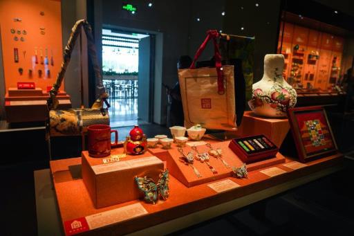 全国博物馆文创集中在湖北省博物馆展示:从10年前“复刻”为主到“卷”出海量精品(图2)
