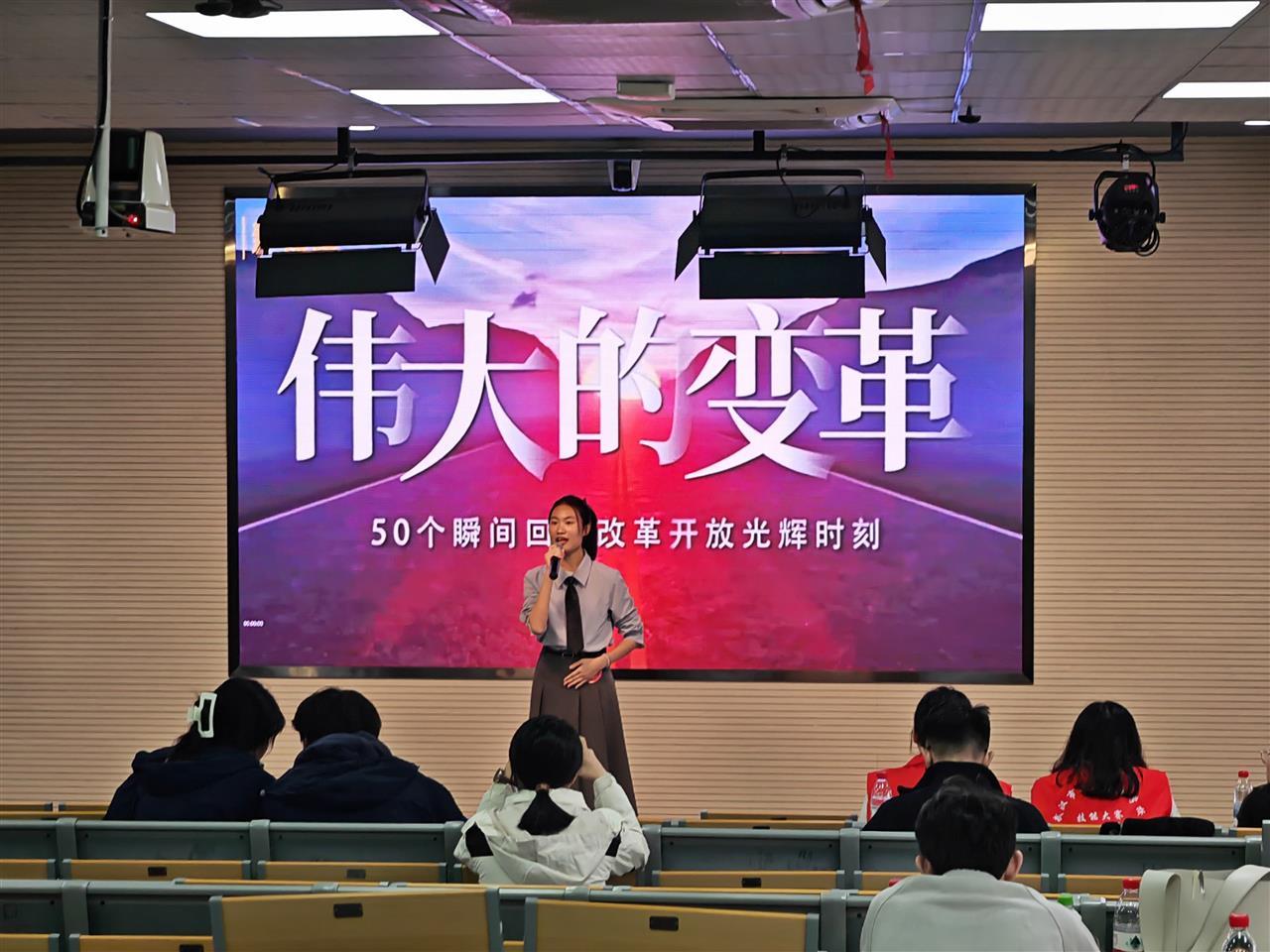 “文明风采”竞赛交流展示活动在东西湖职校圆满收官 (3).jpg