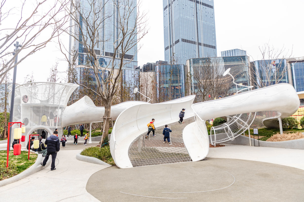 滨江天街口袋公园3.jpg 滨江天街口袋公园3.jpg