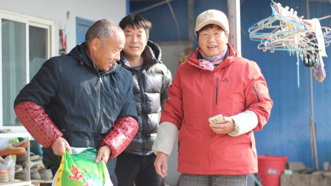 光耀黃陂?丨“信義大娘”李卓秀：丈夫離世后扛下160萬債務(wù) 八年深耕農(nóng)田還清債款成農(nóng)業(yè)能手