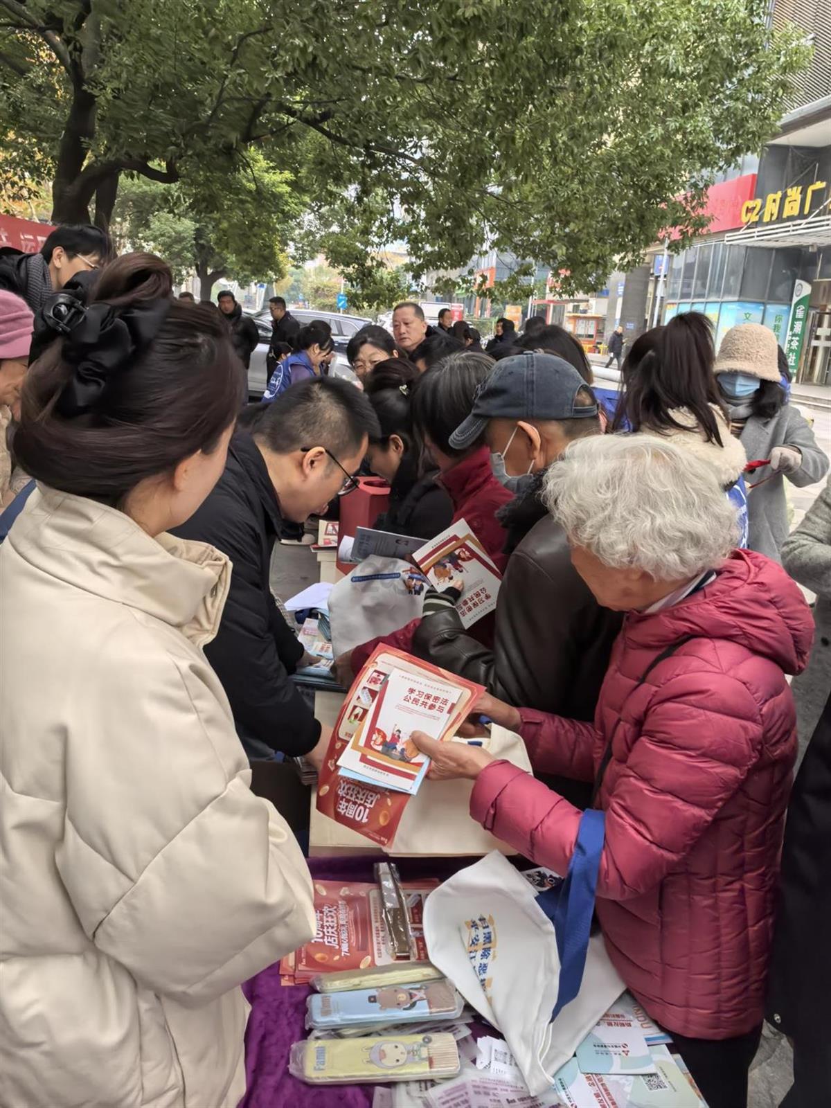 图片4.png 图片4.png