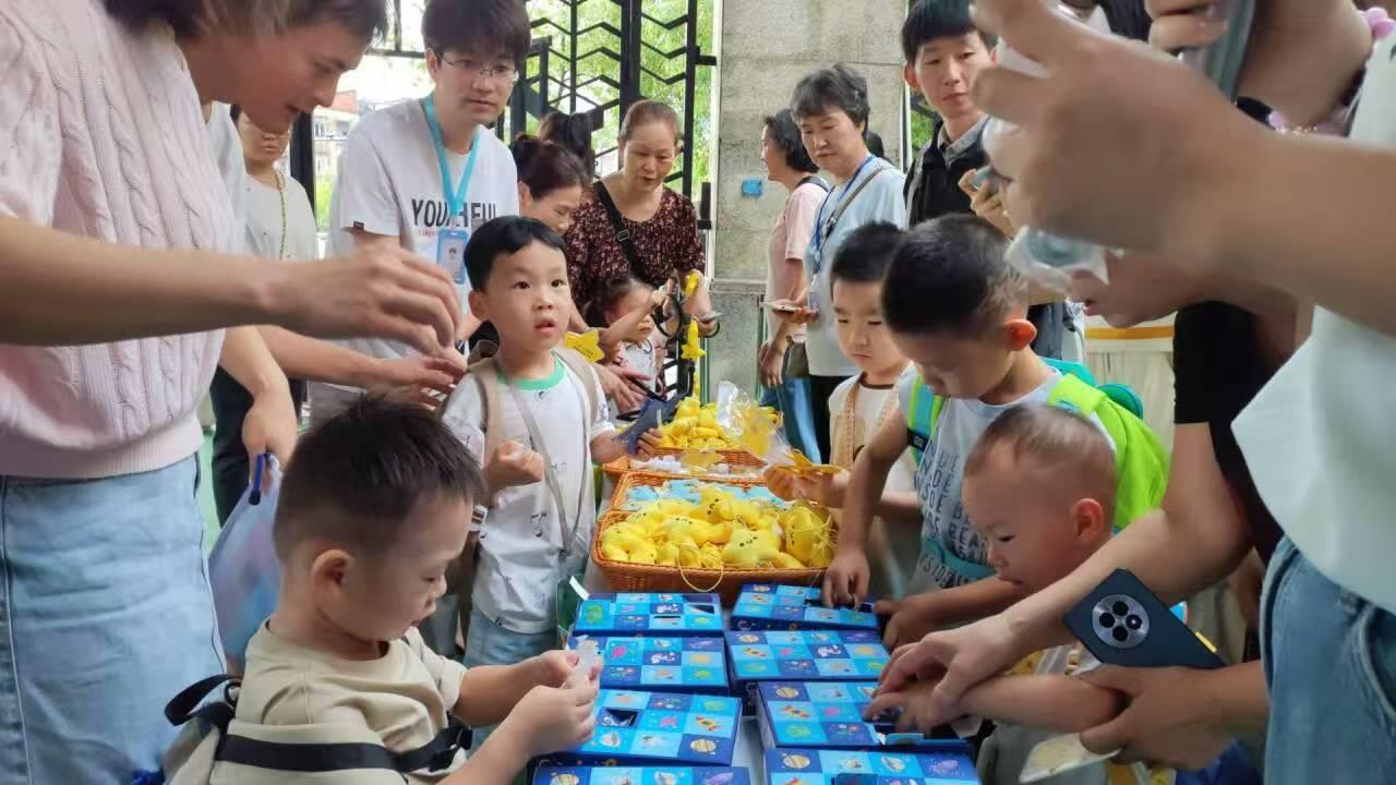 5e5d04f4c0a3e96f7b5acb43626cacac.jpg 5e5d04f4c0a3e96f7b5acb43626cacac.jpg