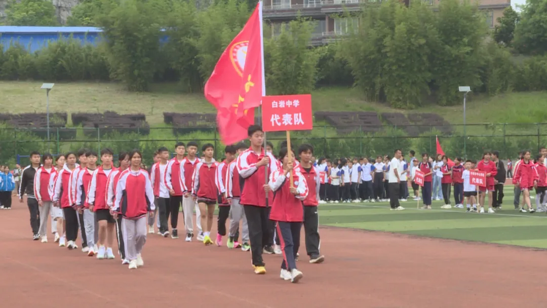 普定二中老师图片图片