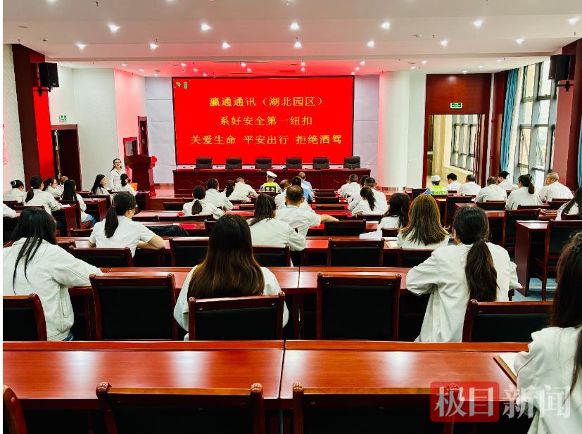 AB96B3BBC6AEBE8083F0F76D45F498EF.png AB96B3BBC6AEBE8083F0F76D45F498EF.png