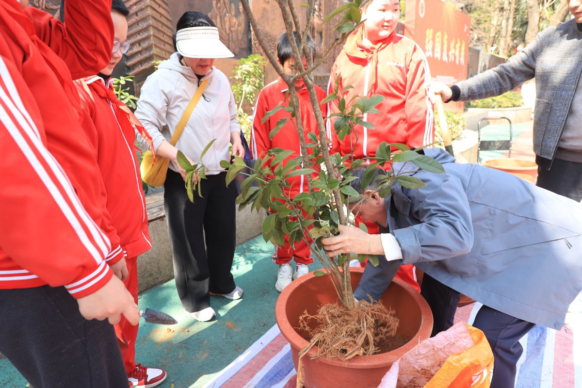 46d434562fba16fa62be3708907a0502.jpg 46d434562fba16fa62be3708907a0502.jpg