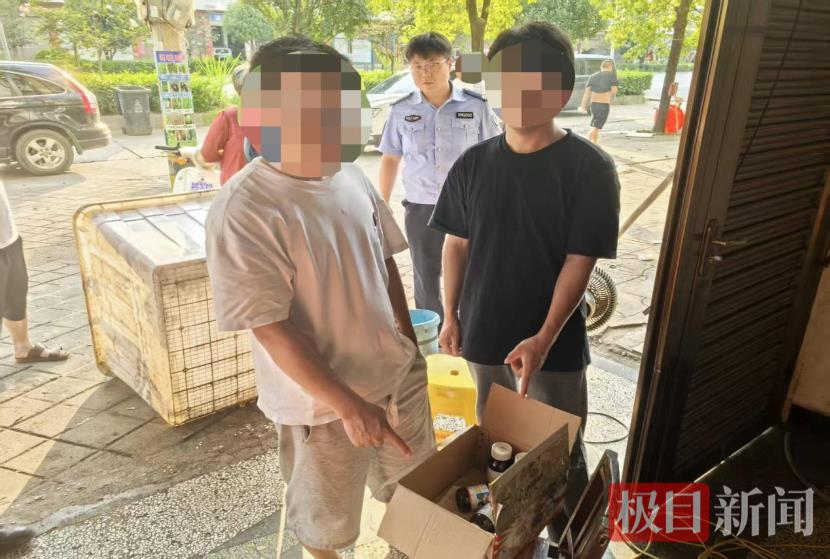 FE5C588CAACE1B95C51C4DB833E6B63F.png FE5C588CAACE1B95C51C4DB833E6B63F.png