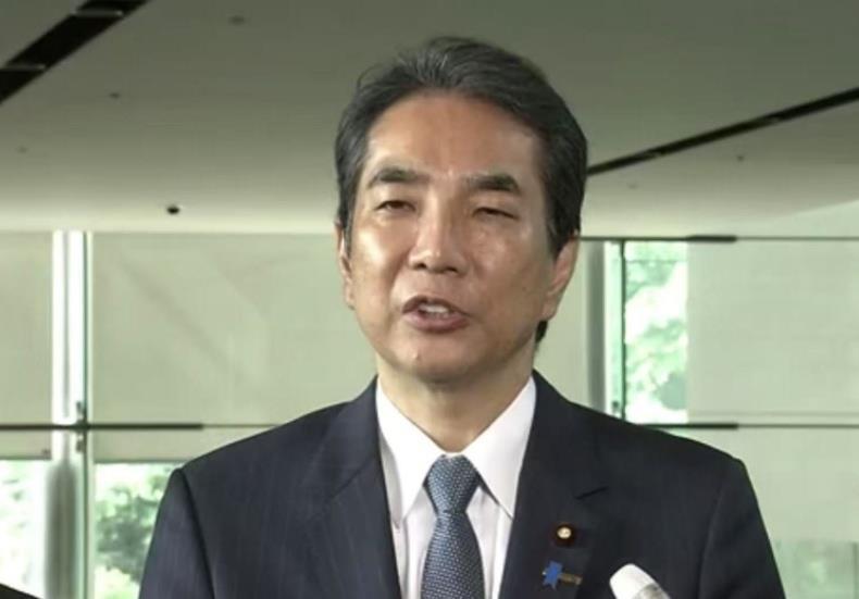 日本农林水产大臣辞职，此前称“家里的米多到能卖”被狂批，小泉纯一郎之子将接替其职务