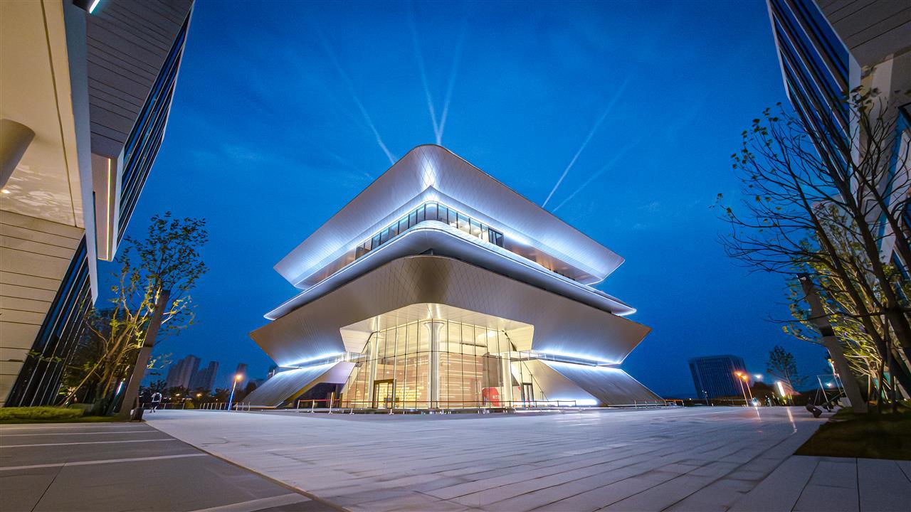 综合楼.jpg 综合楼.jpg