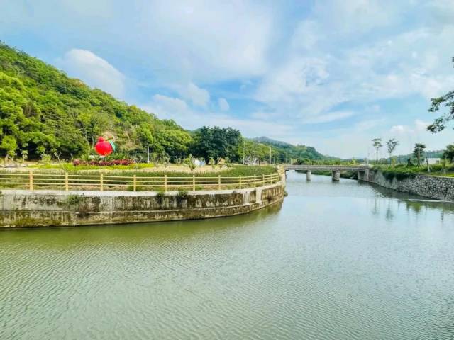 潮南雷岭镇:民勤地美产业旺,乡村振兴画卷新 | 极目新闻