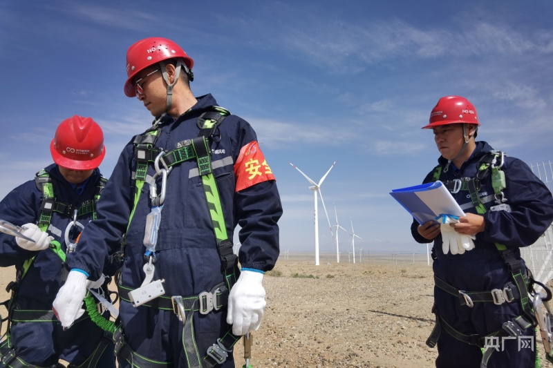 青海德令哈:中节能风电公司生产安全两不误