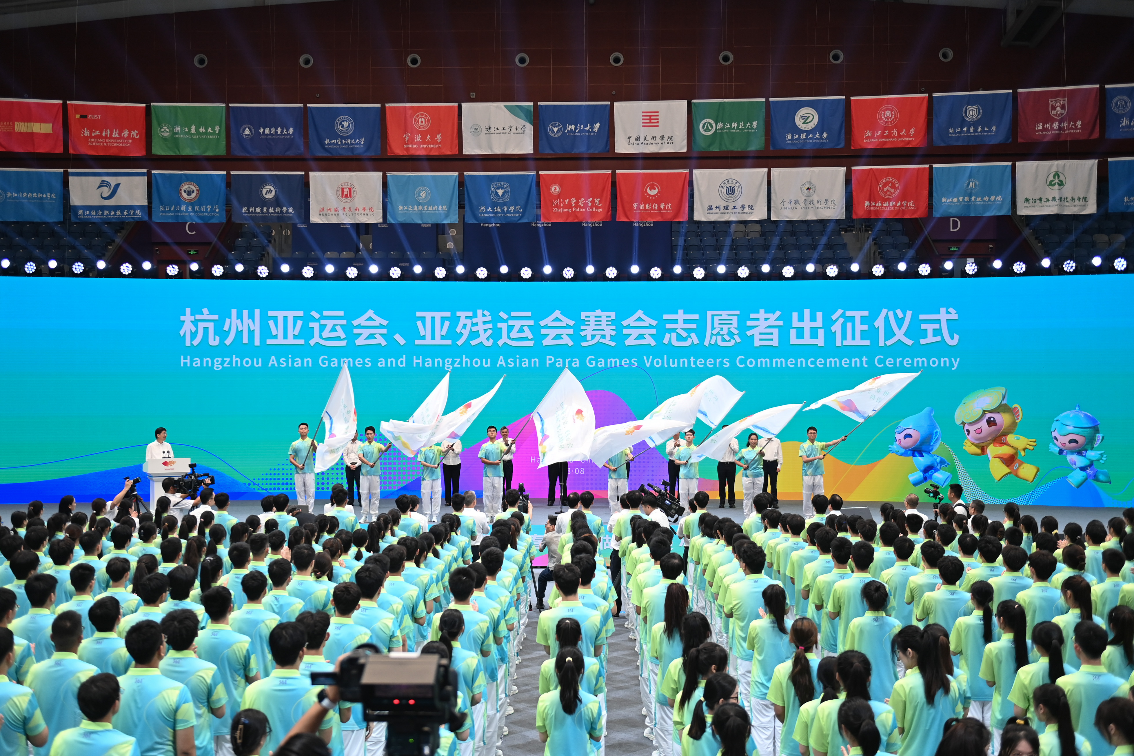 杭州亚运会|从韩国平昌到中国杭州——李京珉终圆志愿者梦想 | 极目