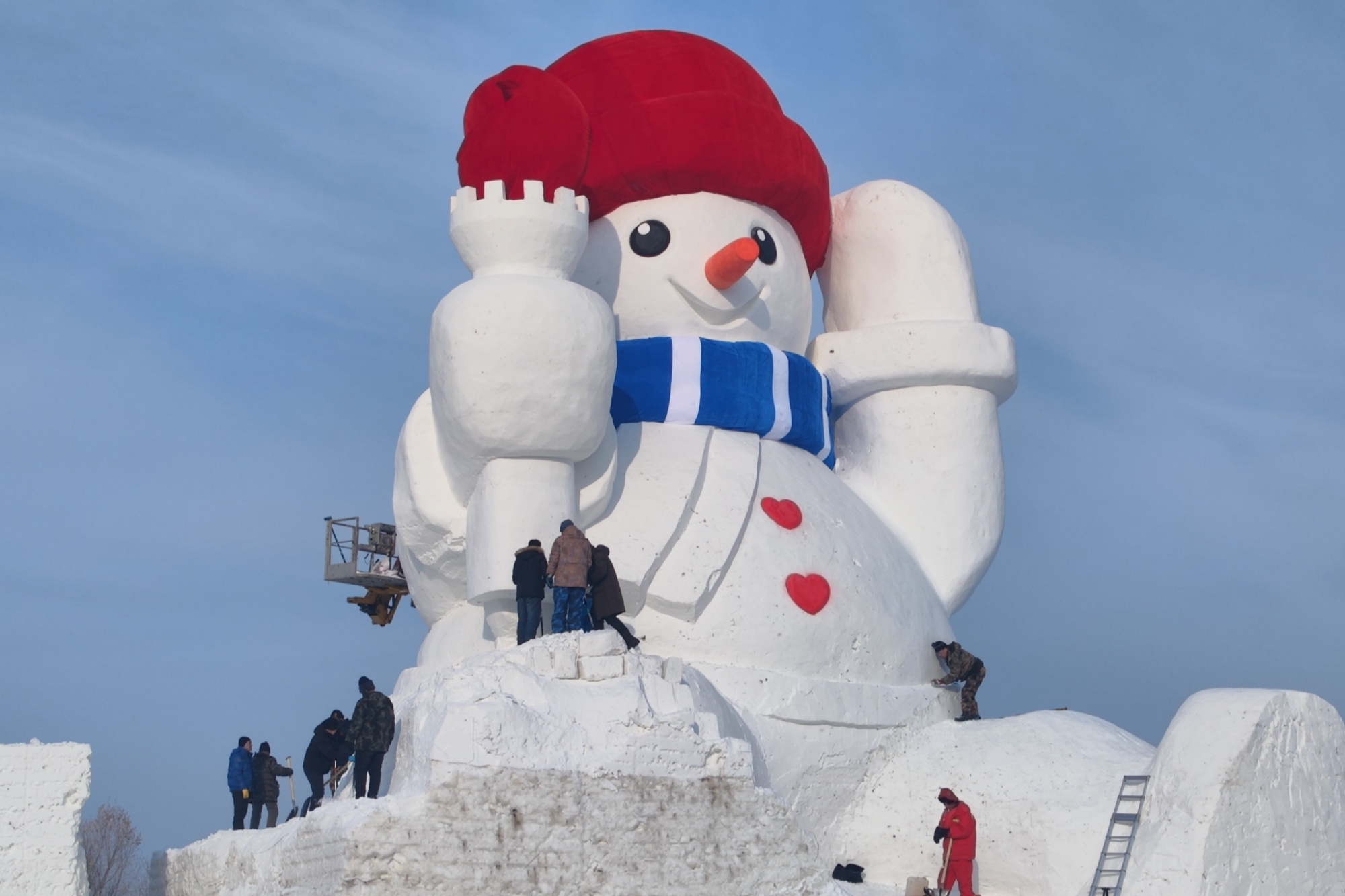 威海大白雪人图片