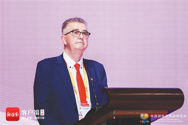 爱尔兰驻华大使馆贸易参赞乔柯汀:消博会是一次展会 更是一座交流桥梁 | 极目新闻